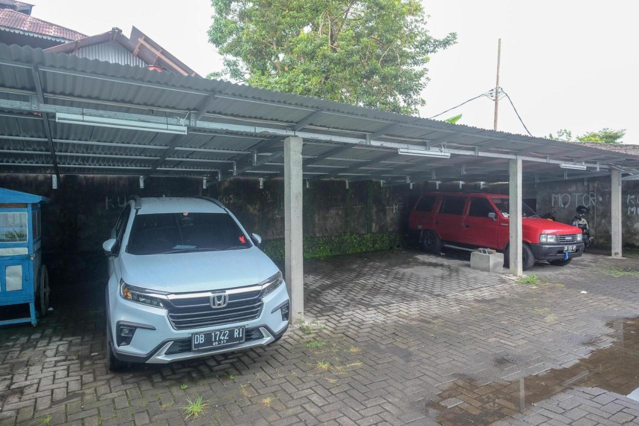 Hotel Reddoorz Near Politeknik Manado Exterior foto